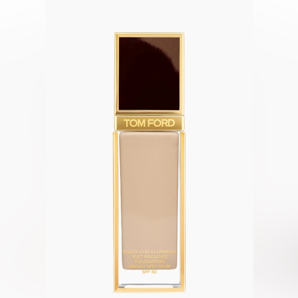 Tom Ford SHADE AND ILLUMINATE SOFT RADIANCE FOUNDATION SPF 50